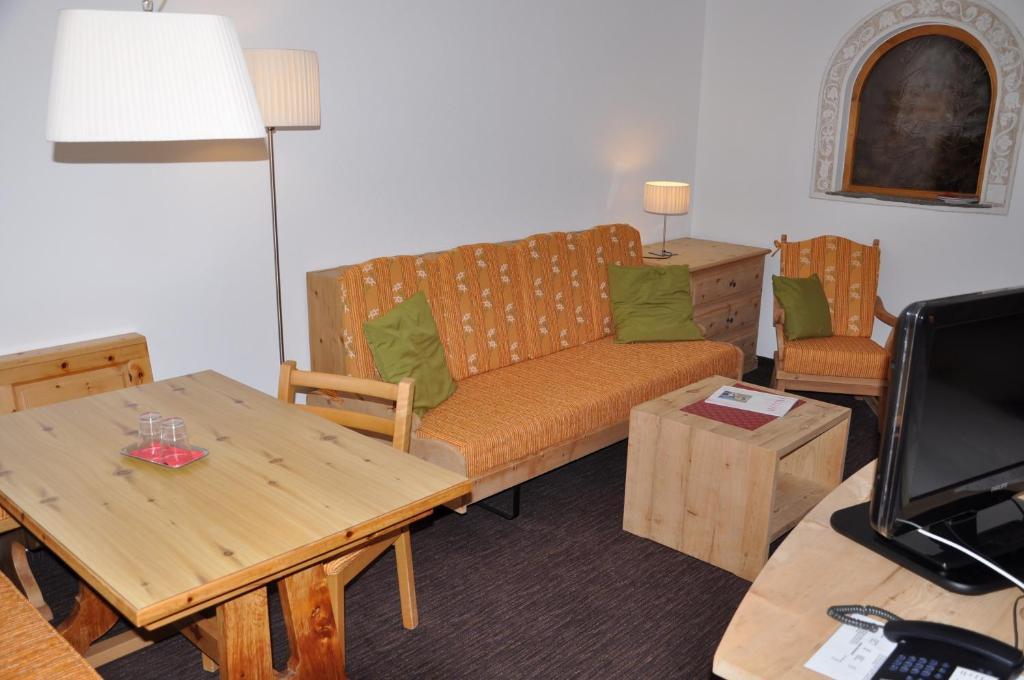 Hotel Seraina Sils Maria Room photo